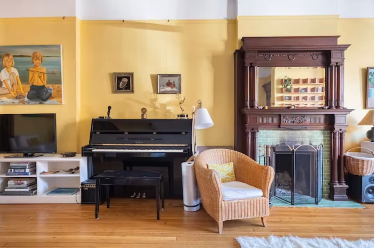 Classic Park Slope Brownstone. A gem. 4 BR, WBFP gallery image 4