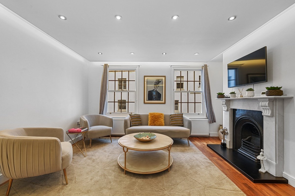 Prime Knightsbridge 3 Bedroom Townhouse gallery image 5