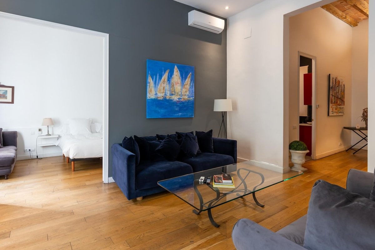 Deluxe two bedrooms apartment gallery image 5