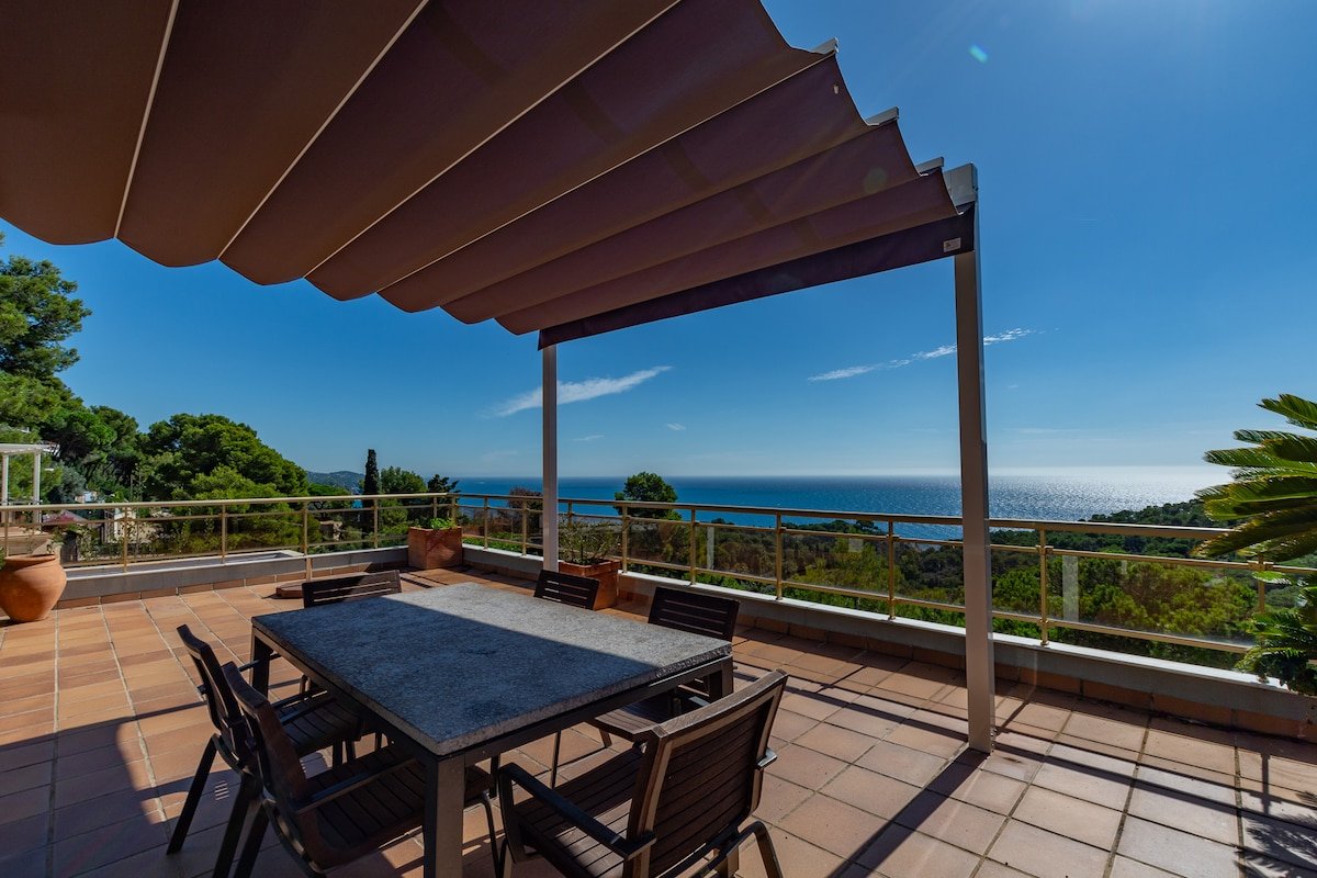 ★ CoastalVillas – Villa Sunrise ★ cosy house gallery image 5