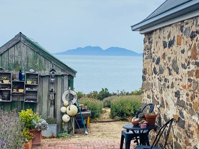 Bluff Cottage – Beachfront, Heritage listed.