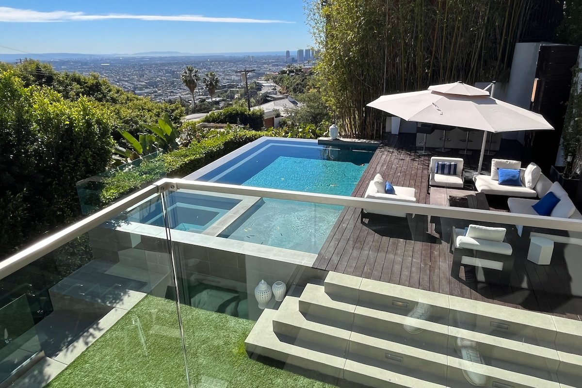 Luxury Hollywood Hills Villa | Spectacular View gallery image 3
