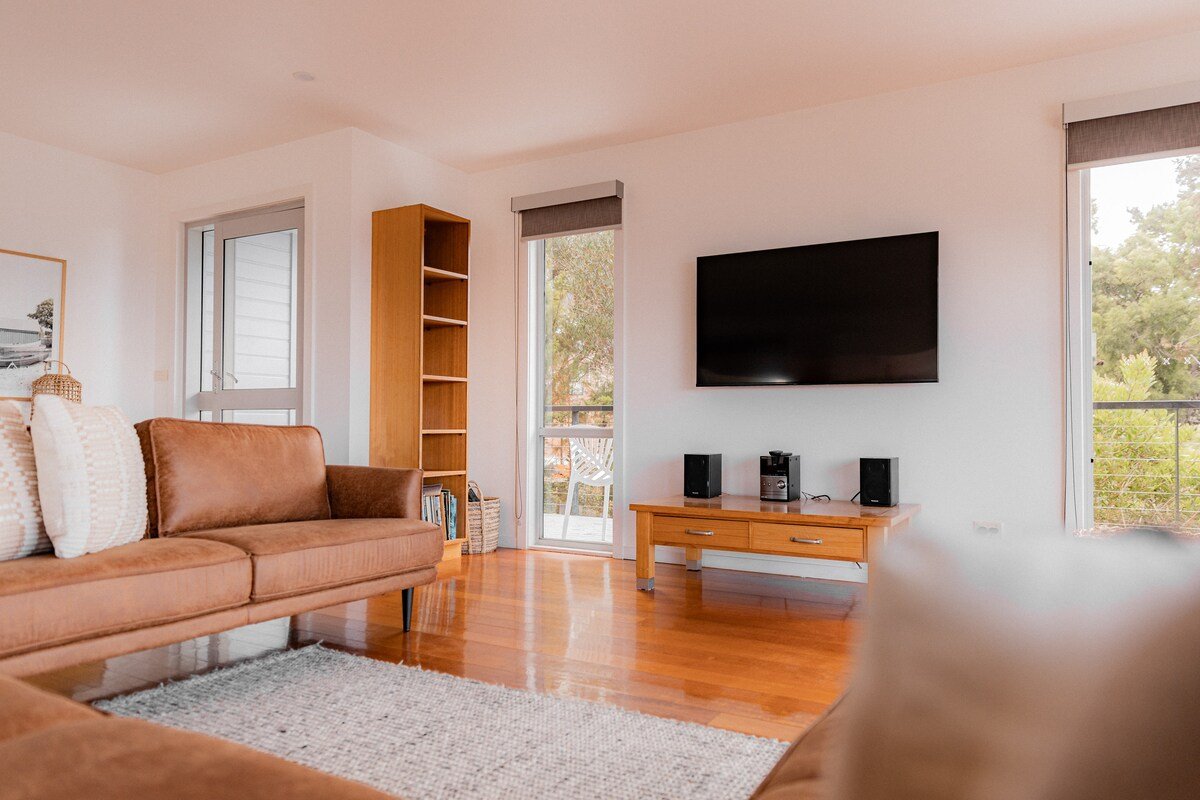 Suntrap Cove – you and the ocean gallery image 4