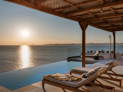 “Kea On The Rocks – Villa Sandstone”