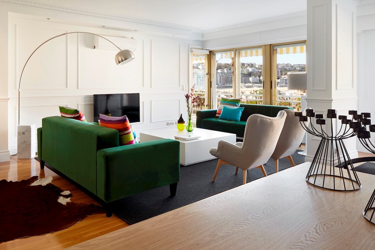 Playa de La Concha 4 by FeelFree Rentals gallery image 3