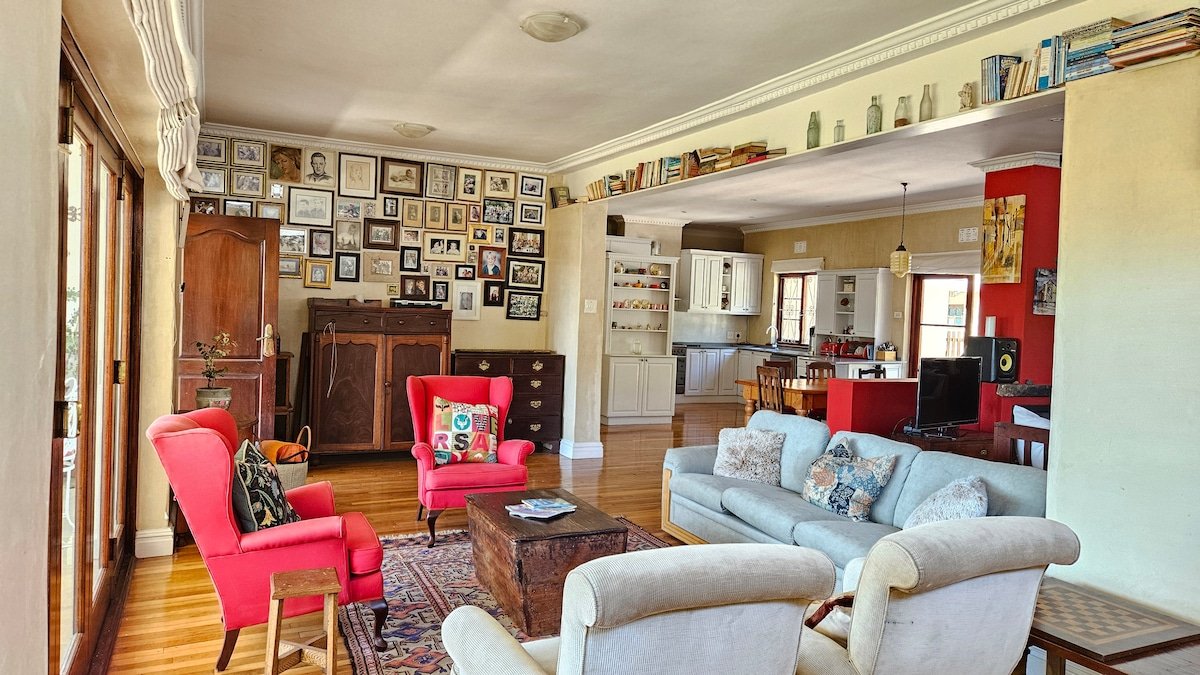 Majestic Mountain Views gallery image 2