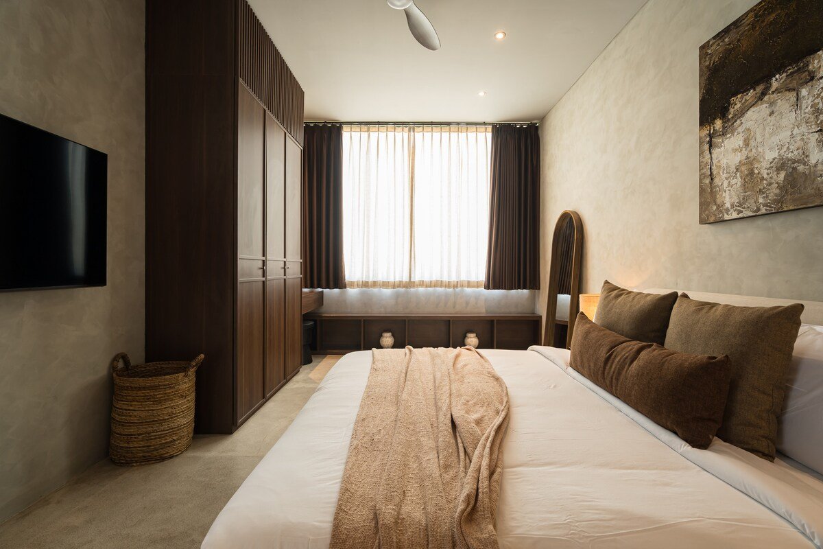 Casa Tulum: 2BR Canggu Villa w/ Pool & Rooftop gallery image 5