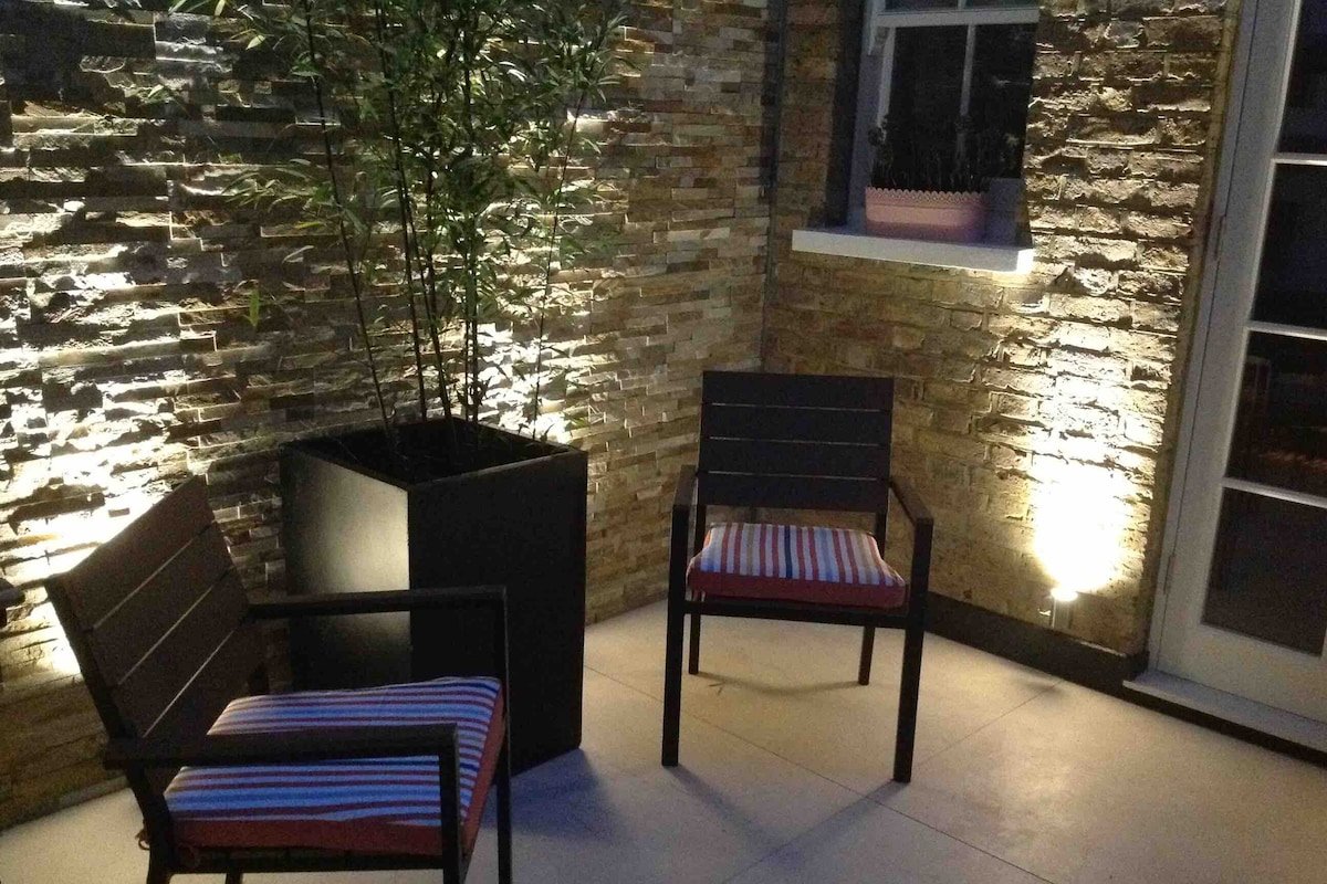 Beautiful interior designers three bedroom home gallery image 3