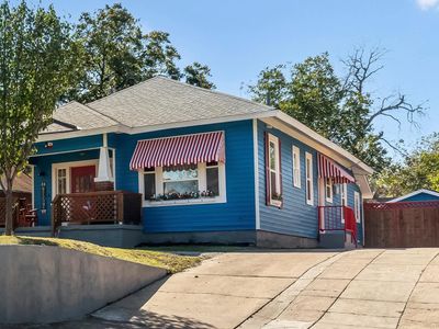 Patriot Outpost – Sleeps 8 – Just 3/4 Mile from St