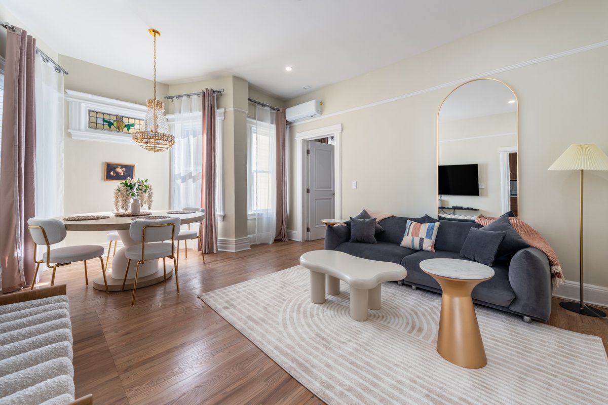 Bright & Modern | 35 Mins to NYC