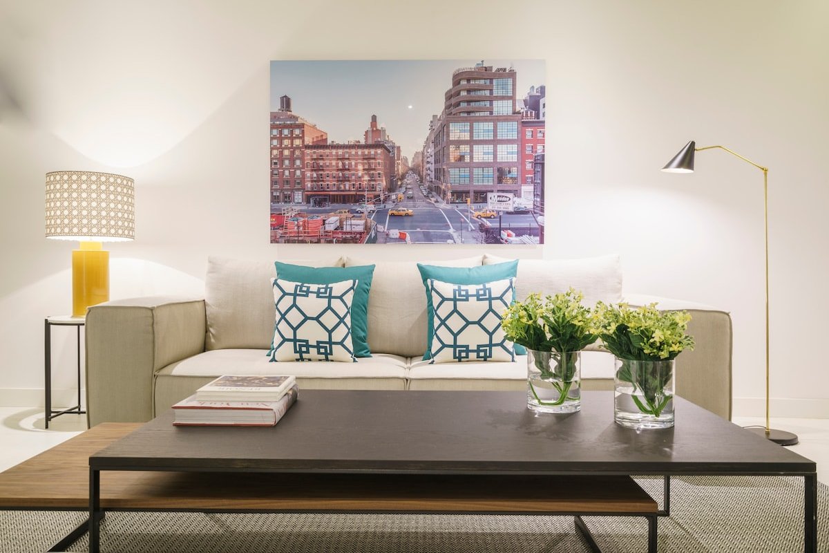 Homeclub | Charming Apartment in Malasaña gallery image 3