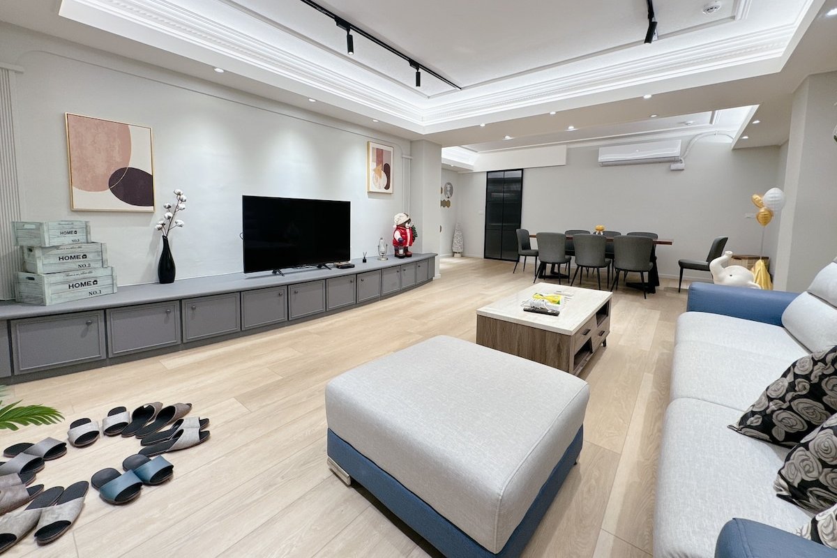 Zhongxiao Dunhua CBD Designer House gallery image 4