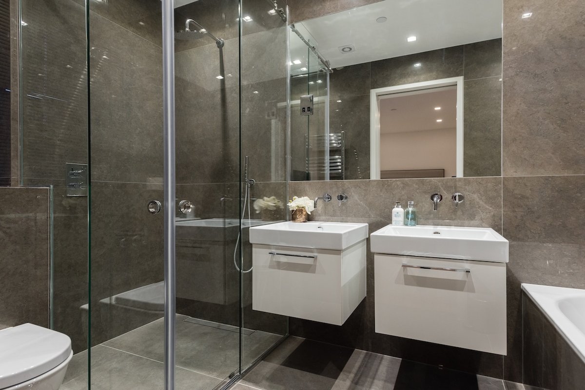 Luxurious Penthouse in Trafalgar Square gallery image 5