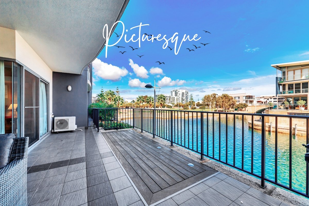 Dolphins At Your Balcony! Waterfront~Dolphin Quay gallery image 3