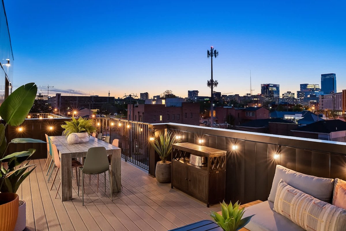 Muse Penthouse | 3BR Downtown Nashville Views! gallery image 3