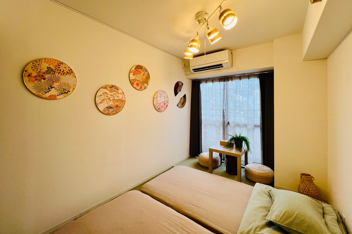 三室一厅日式房间，新宿JR站东口步行800米，地铁站300米，歌舞伎町繁华地段200米