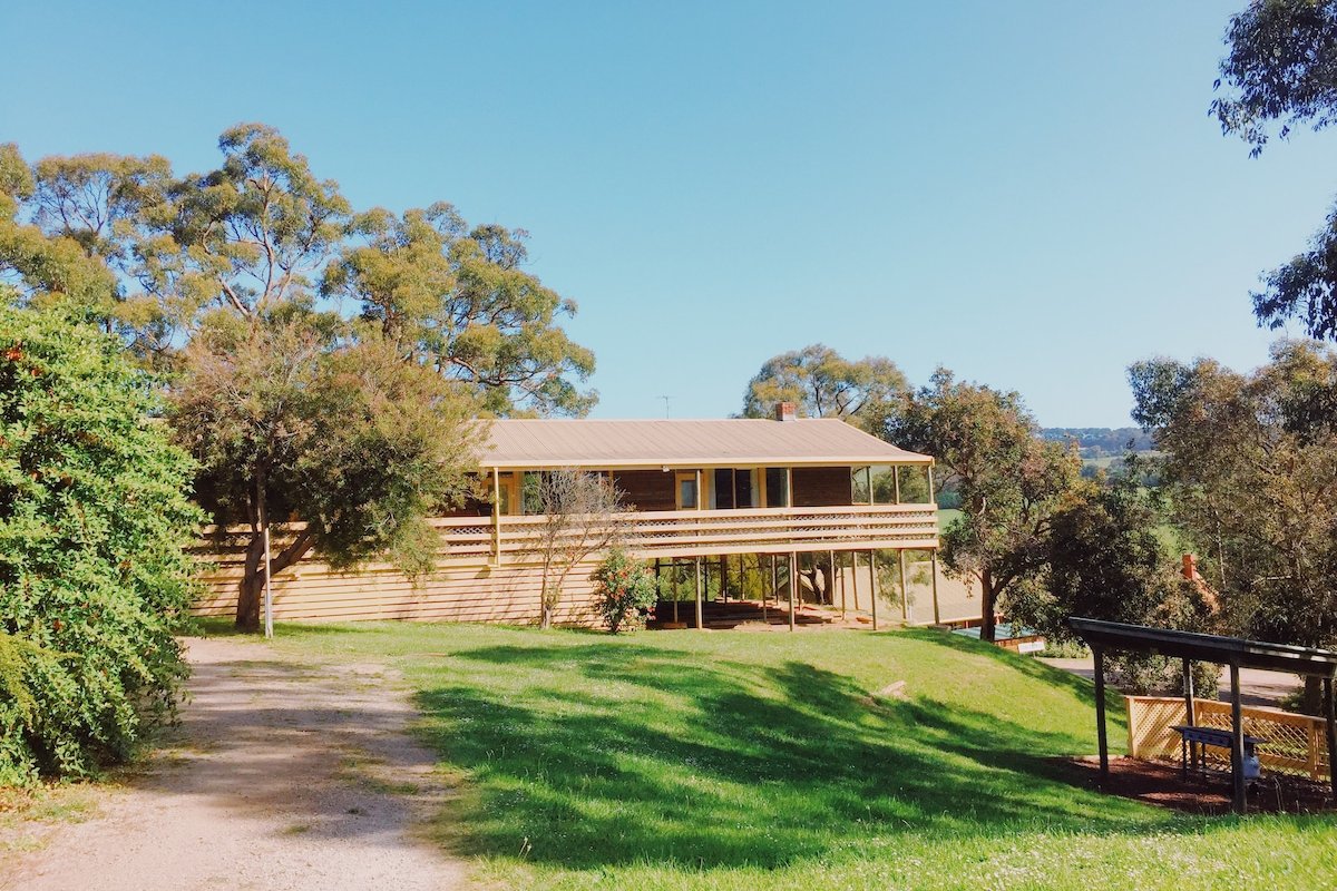 Family Group Lodge – Iluka Retreat – Warrawong gallery image 3