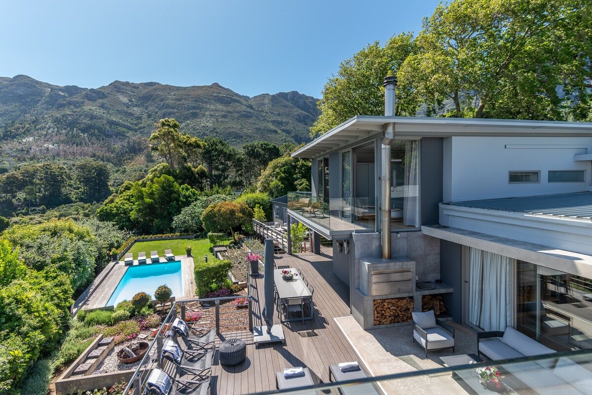 Elite Retreats – Southdown Masterpiece gallery image 4