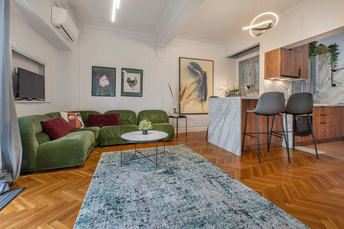 Museum 3 bdr apt -FIX Friends & Family Athens gallery image 5