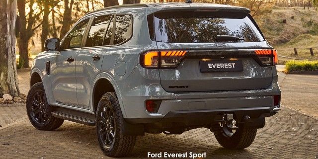 FORD EVEREST 3.0D V6 PLATINUM AWD A/T - 15 