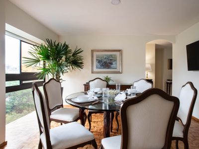 Cozy Apartment with tree lined views in Condesa