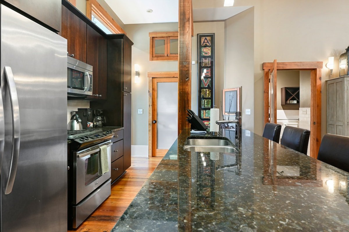 The Lofts at Church St. #101/102 gallery image 5