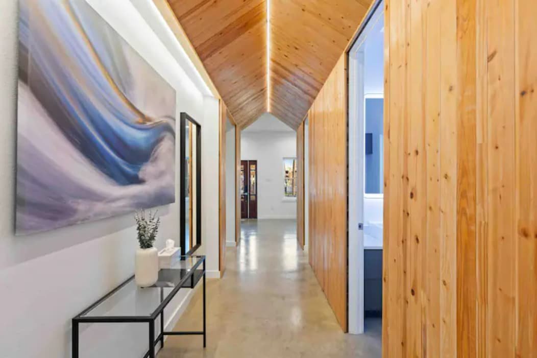 Stunning Architectural Gem in the HEART of Dallas! gallery image 3