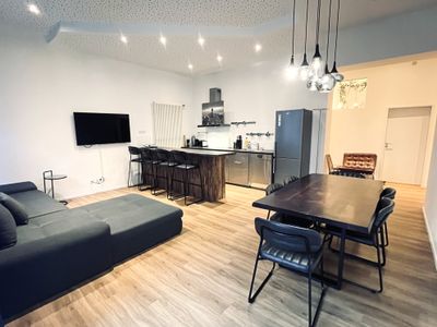 Loft directly next to Oktoberfest and downtown