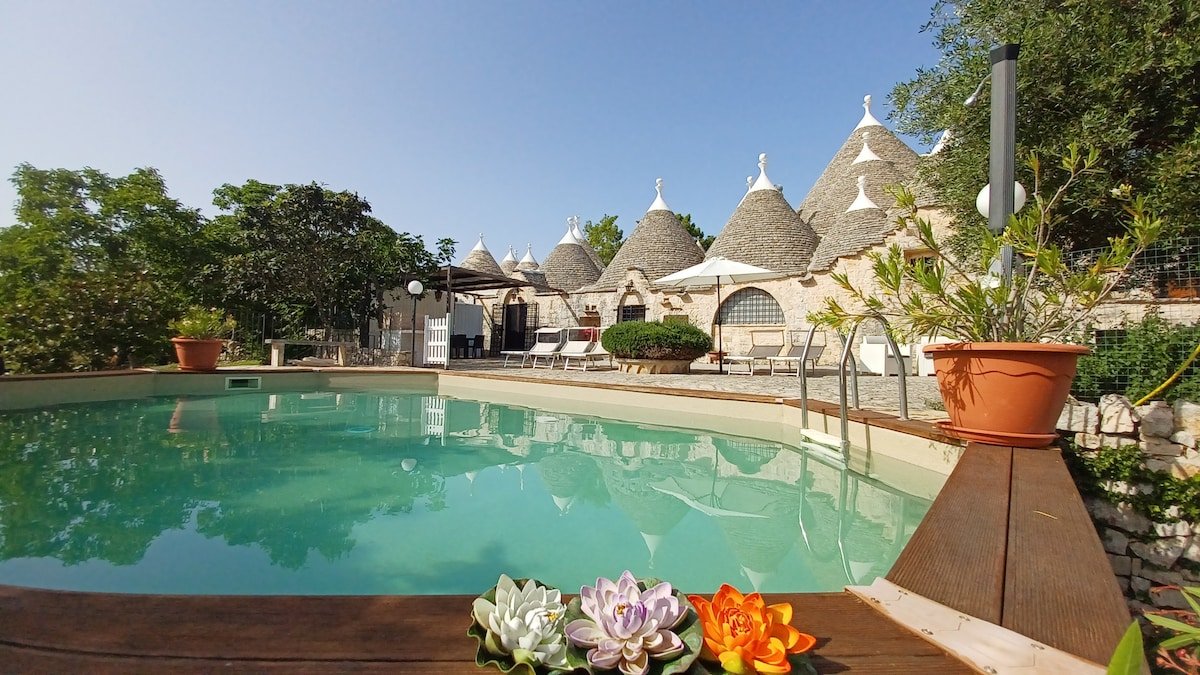 Trulli Mirabello: amazing trullo with private pool gallery image 2