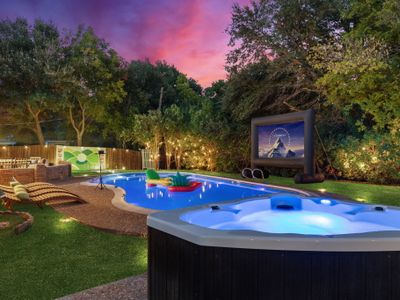 Iris – Playful Pool Home w/ Hot Tub By TCU