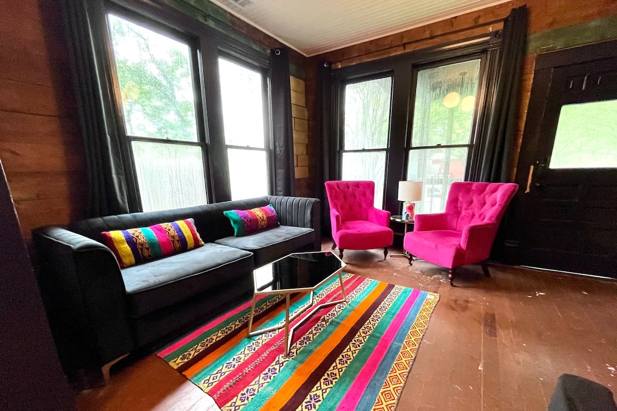 One of a kind. Steps from SoCo! gallery image 2