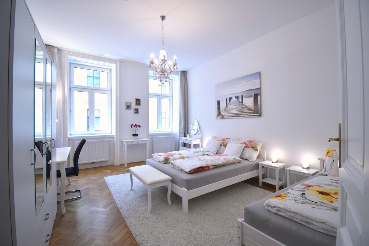 Cosy 3 Room Viennese Flat – 10min to City Center gallery image 2