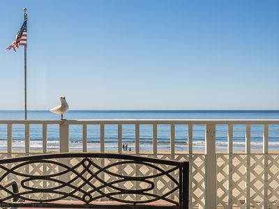 Breathtaking Beach Front House – Steps to the Sand