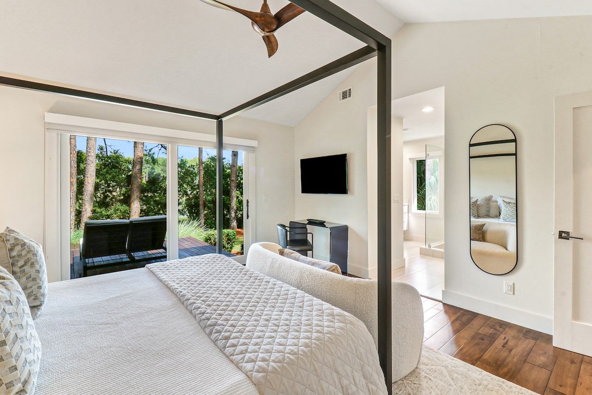 8 Gull Point gallery image 3