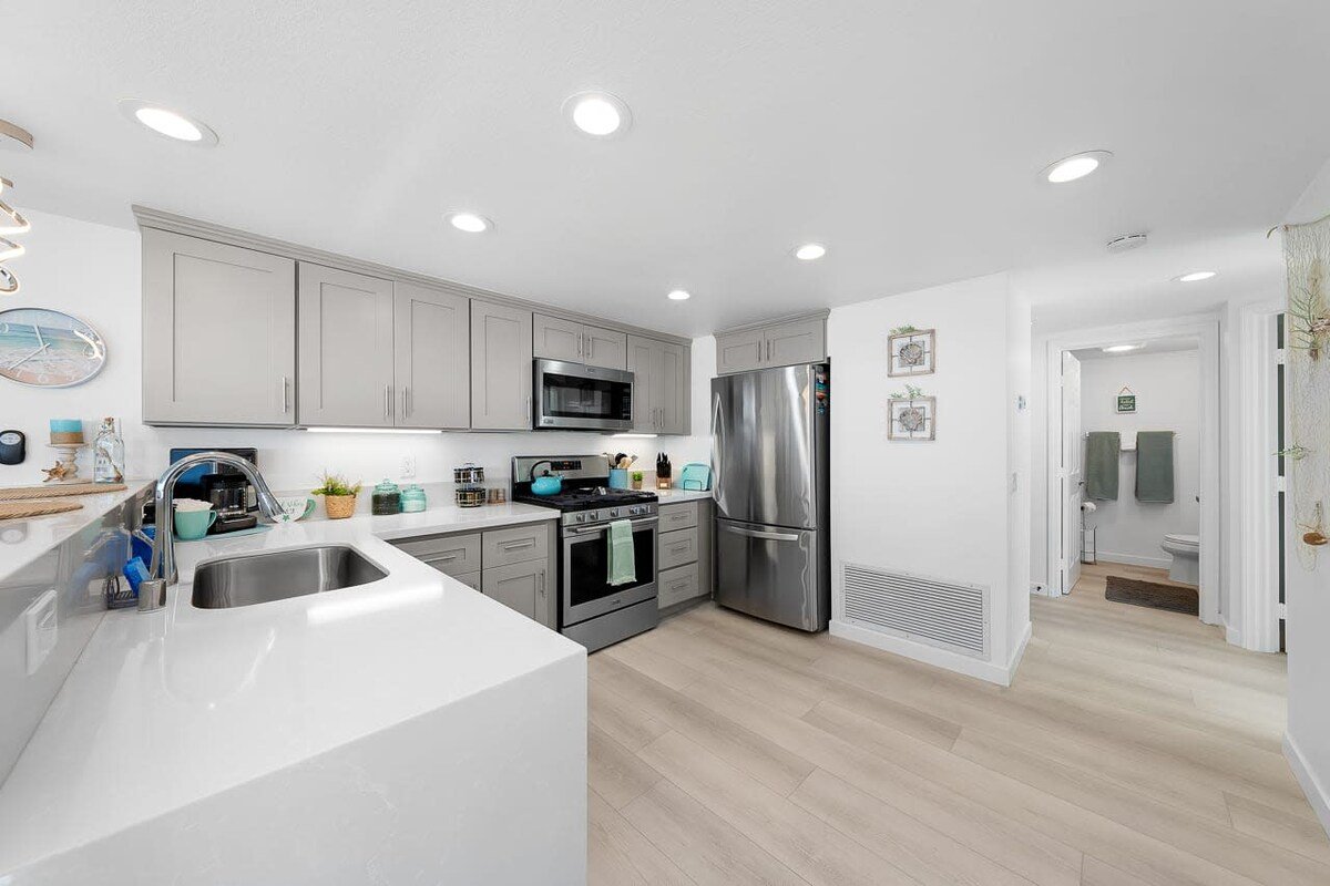 Ocean Front 3BR with Best Private Patio! gallery image 4