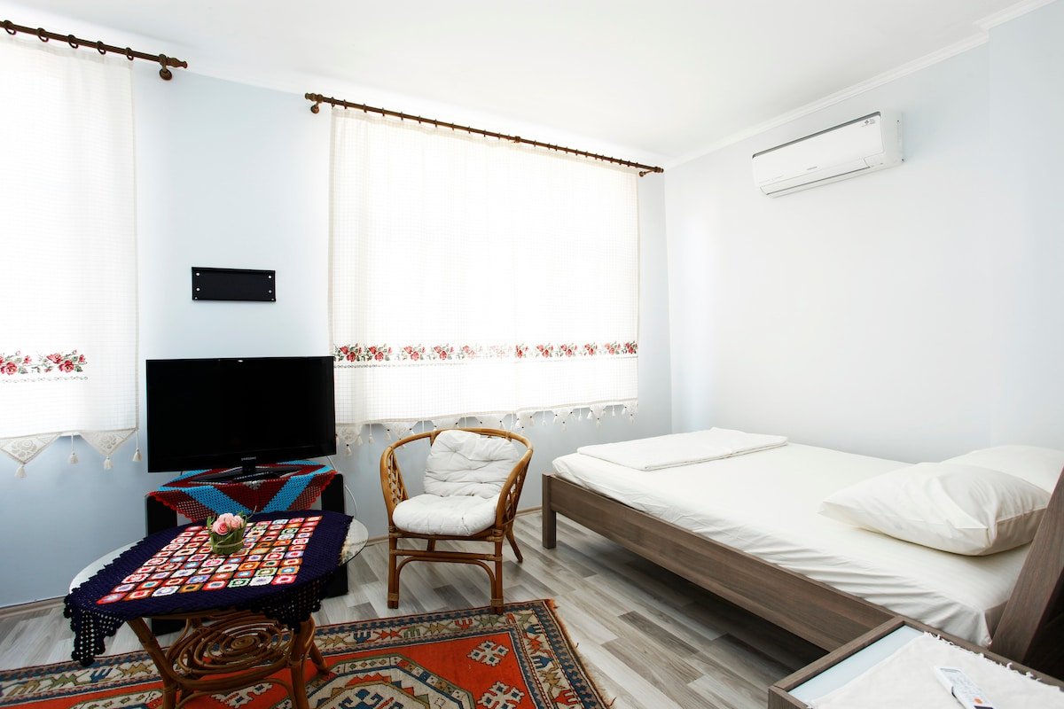 Blue Suites by V Deluxe gallery image 4