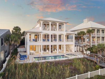 Gulf Front Home w/Private Pool Daily Beach Service