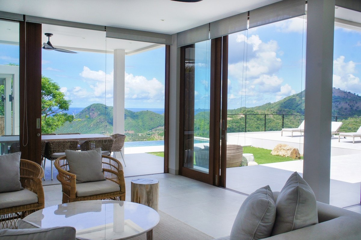 Villa Azure 3BR w/ Private Pool at Selong Belanak gallery image 3