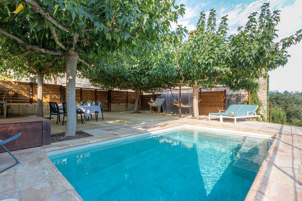 Holiday Home with Pool and Garden in Alt Empordà – gallery image 3