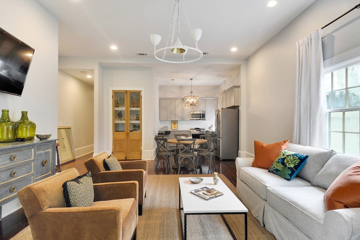 Parade Route Home in the heart of Magazine Street gallery image 4