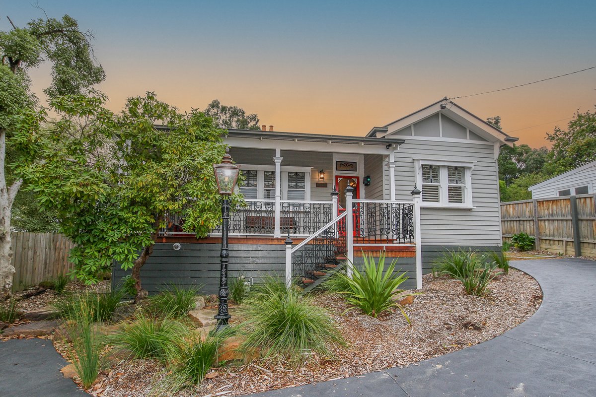 Vintage Charm on St Leonards in the Yarra Valley