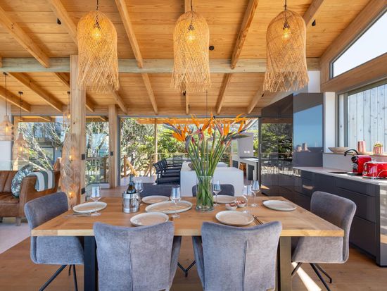 Dining area - Room