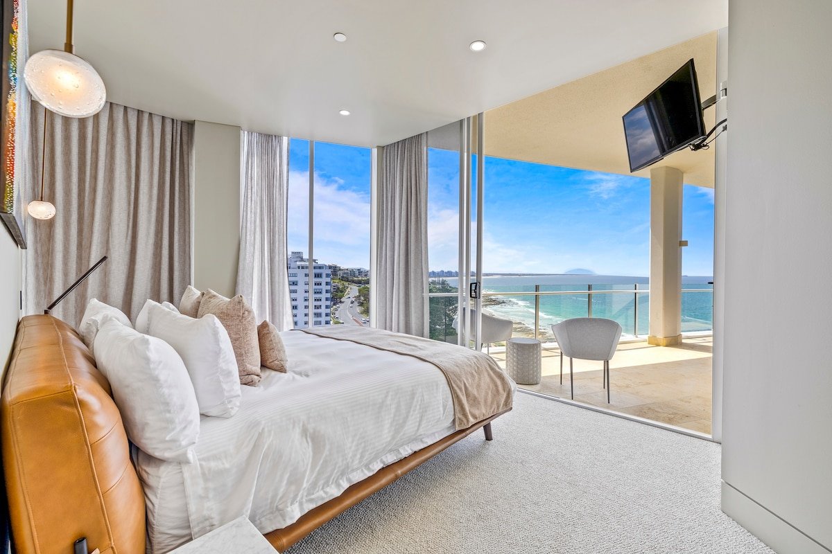 Oceans Mooloolaba Beach Four-Bedroom Penthouse gallery image 2