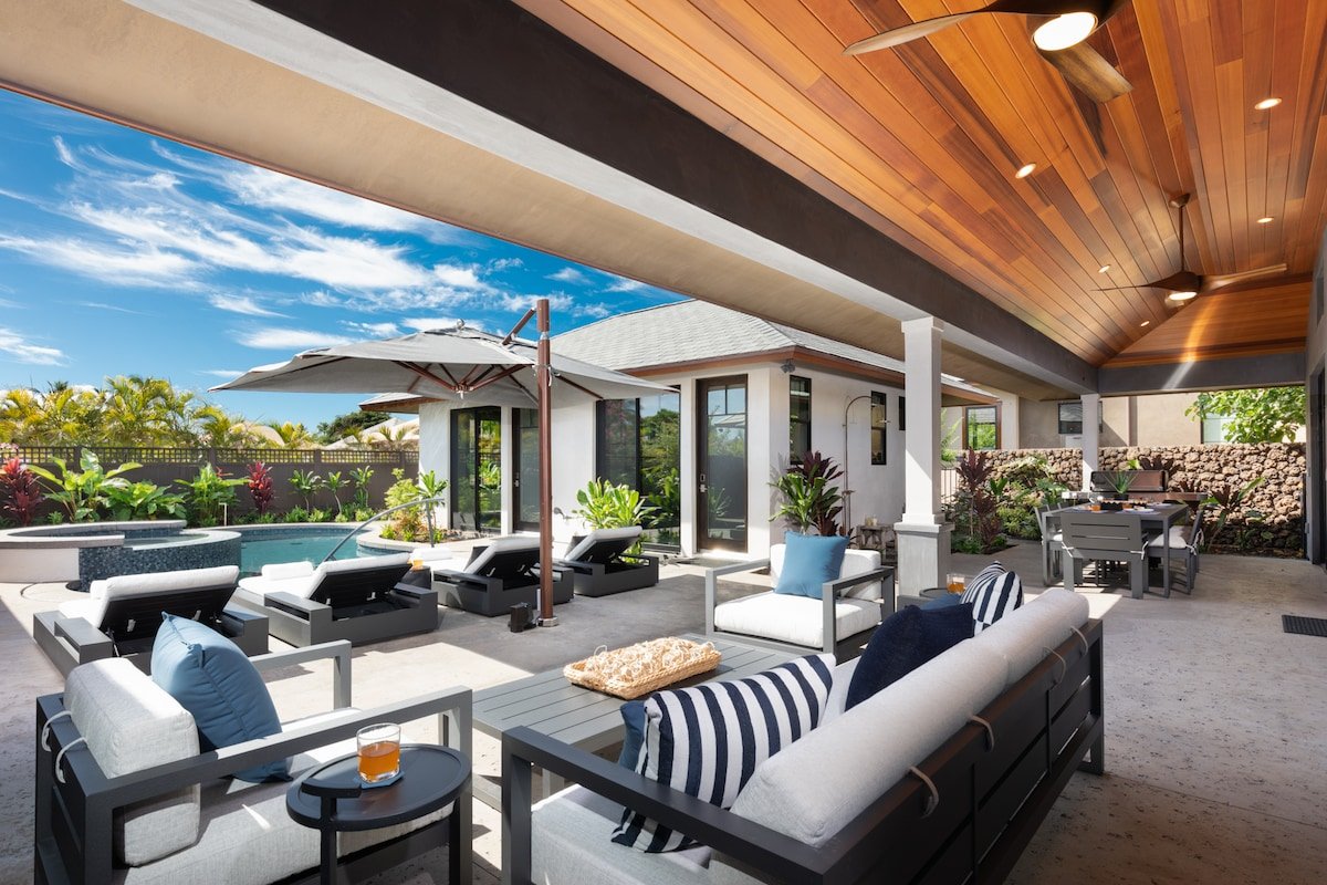 Luxury Nohea home w Pool, Spa & 2 BR Ohana! gallery image 3