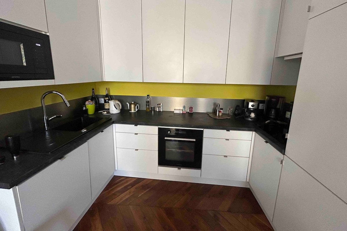 Les 24 colonnes / vue sur les quais gallery image 4