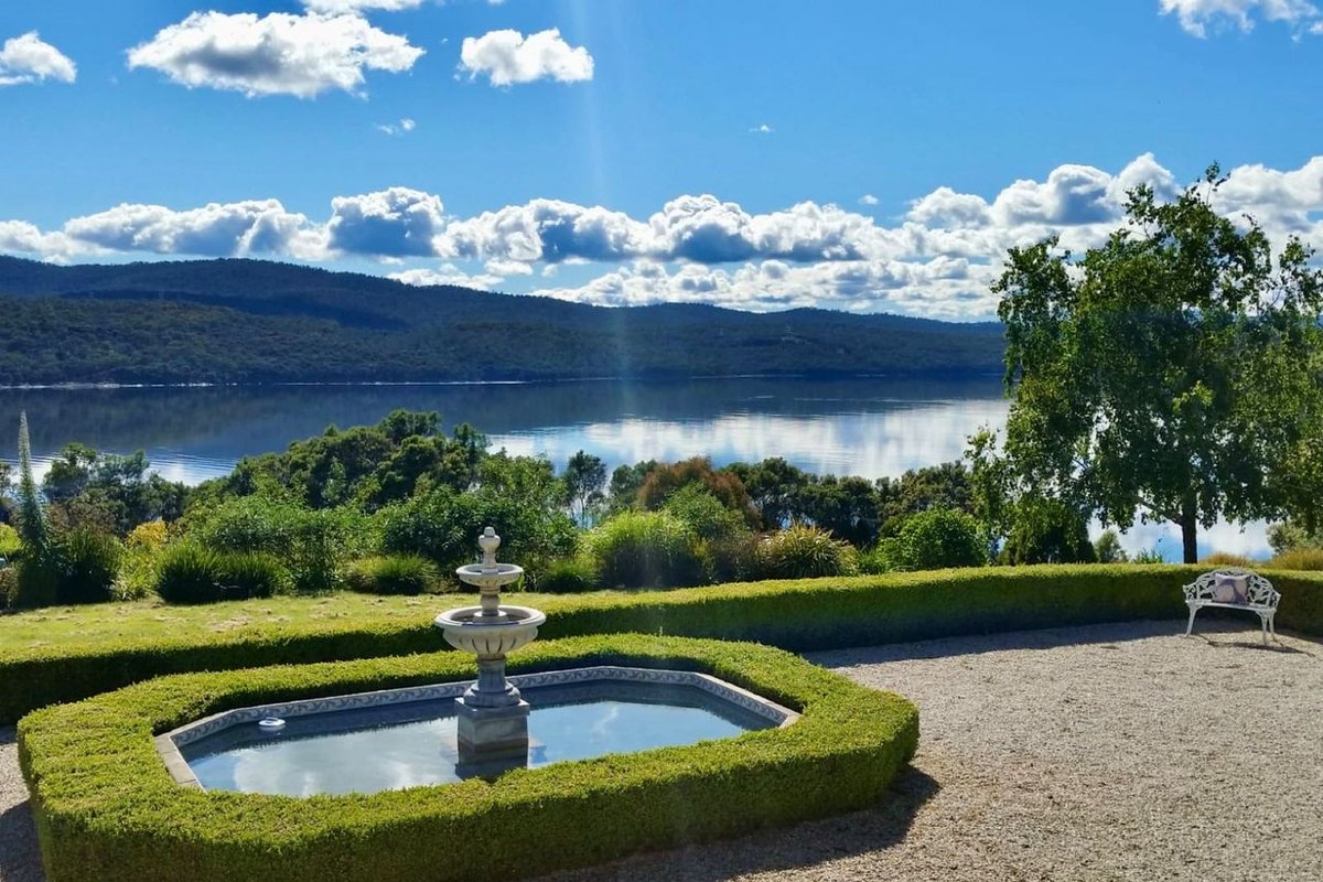 Pointe Rapide Estate