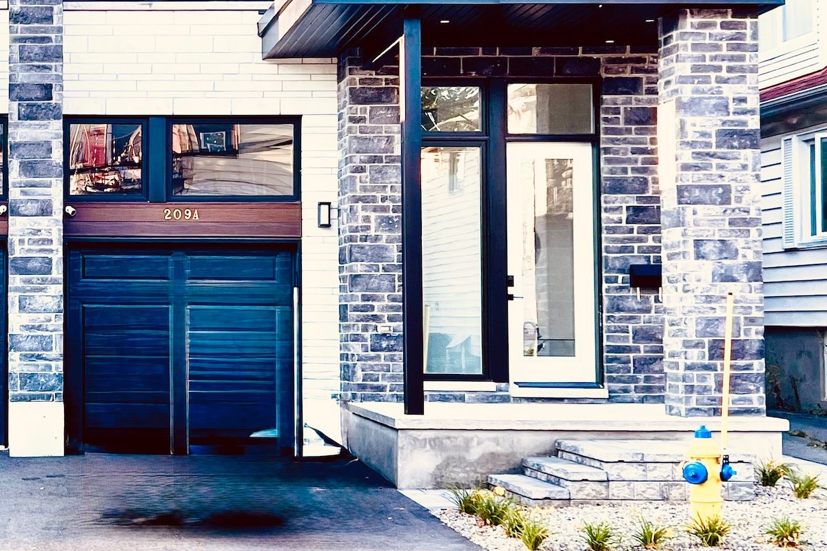 Modern 2023 Home in Ottawa — Sleeps 8 gallery image 5