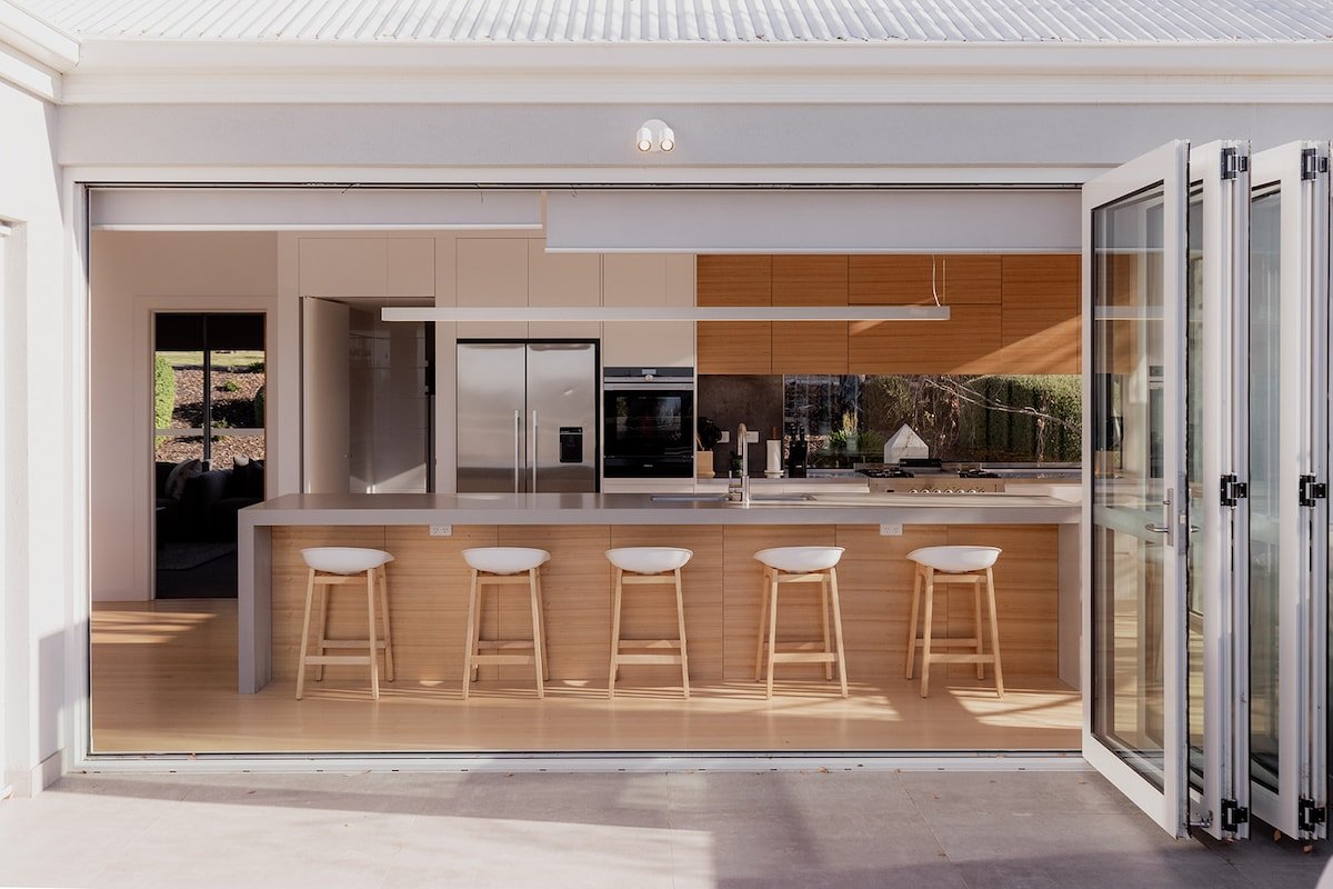 Beachfront Estate with Tennis Court gallery image 5