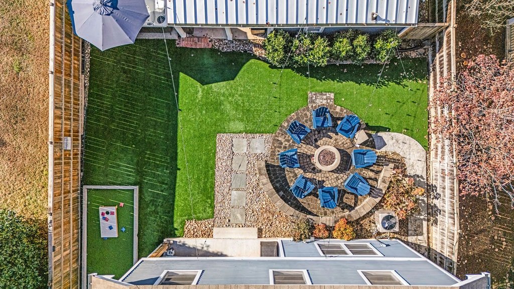 Downtown Private Backyard Oasis 5 min to Broadway gallery image 4