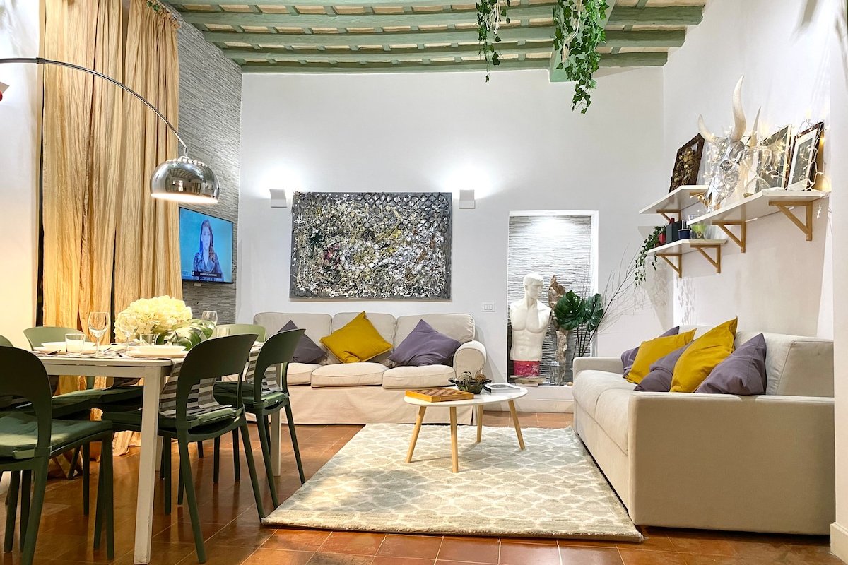 Pantheon Ancient Rome Apartment gallery image 4